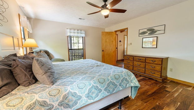 Little Little 2 Bedroom Cabin by RedAwning - Foto 3, Habitación