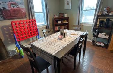 Private 2 Bedroom Lofted Garage Getaway - Foto 11