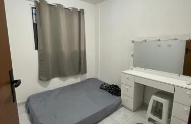 Imóvel a 2 minutos da praia - Foto 1