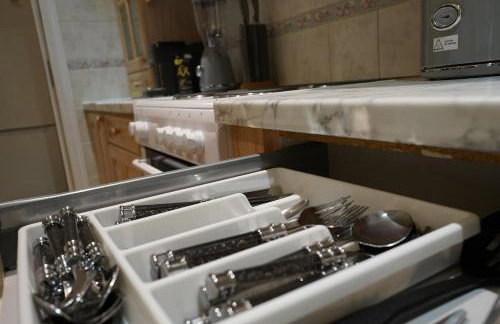 Premium 3BR House - Loughton - by Rent Squared LTD - Foto 35