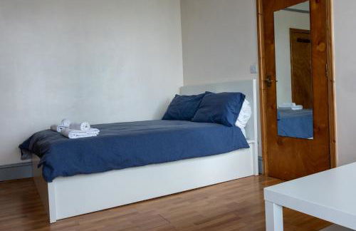 Studio apartment next to Highgate tube station - Photo 6