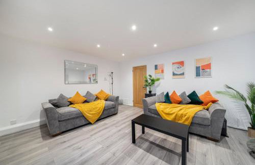 Large 4 Bed Brixton House - Parking Garden Wi-Fi & Sky TV! - Foto 1