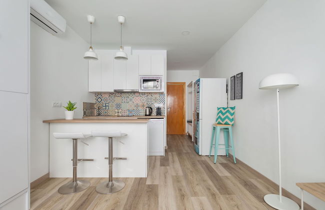 Navy Be my Guest Castelldefels - Foto 1