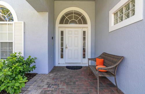 #370-Stunning 4 bed villa with south facing pool and spa with no rear neighbors - Foto 66