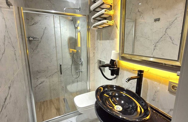 Taksim La Marino Hotel - Photo 49