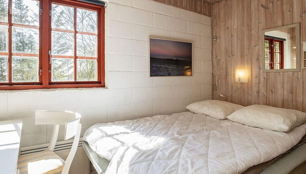 6 Person Holiday Home in Thyholm - Foto 4, Quarto