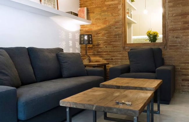 Unique Architects Apartment IN Trendy Central Poble SEC By Myrentalhost - Photo 1