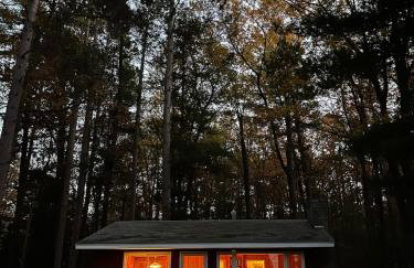 Little Red Cottage in the Woods - Foto 3