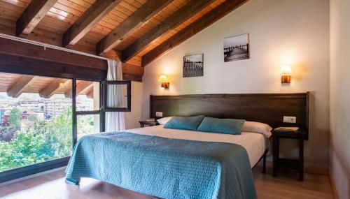 Apartamentos Aldea del Puente - Foto 1