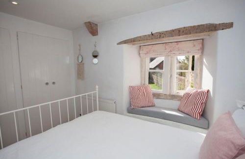 Charming Country House Nr Bath - Photo 76