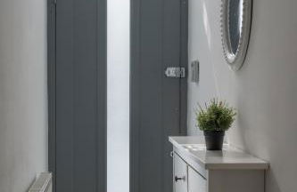 Charming & Spacious 2 BR Home - Photo 16