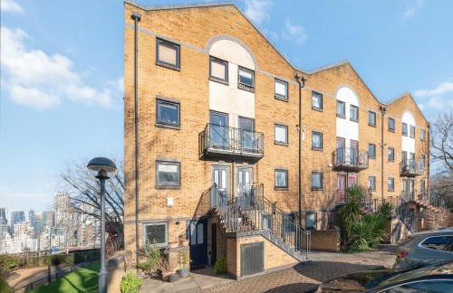 2BR Waterside Flat Parking WiFi Garden & DLR Nearby - Foto 26