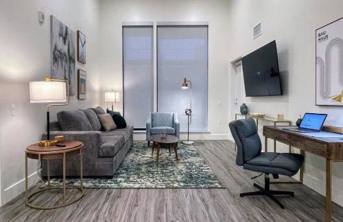 Bright Top Floor-Elevator-Walk Downtown-Laundry - Foto 33