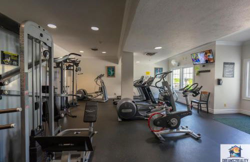 3BR Condo with Lake View - Trout Fishing - Playground - 2 Pools - Stairs Required - FREE TICKETS INCLUDED - PR69-9 - Foto 13