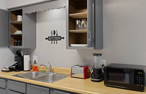 Cozy2bd Aurora Chgolnd Freeparkg Sleeps6 FreeWI-FI - Foto 24