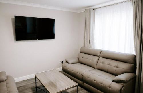 Pendle Close - 3 bed house with parking - Foto 1