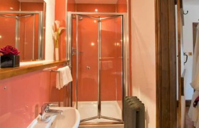 Lakeside Escape, Stone Countryside Cottage - Foto 22