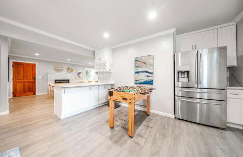 4BR Lux Los Gatos Home: Style & Comfy - Foto 10