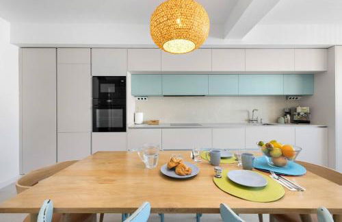 Top Quality Long Rent, Beach City Comfort - Photo 15