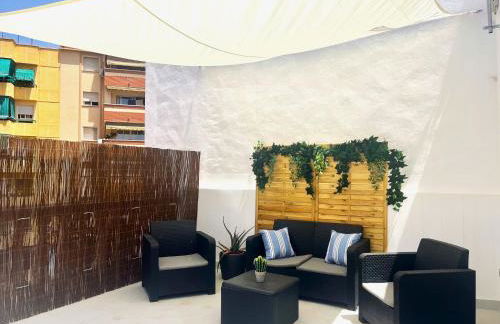 CD-Dúplex, elegante dúplex, céntrico, terraza espectacular, barrio tranquilo - Photo 2