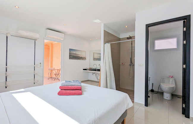 Poolside Apartments and Rooms - Foto 15