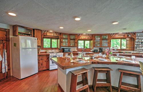 Dragonwood Castle on Waterfront with Stunning View - Foto 7