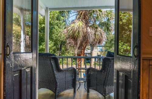 Secret Garden Hideaway l Walk to DNTN l Sleeps 8 - Foto 42