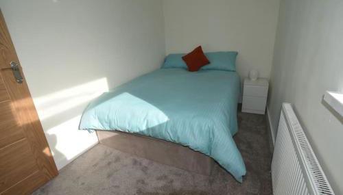3 Bedrooms, Spacious, off road parking, Minimum 2 Nights - Foto 4