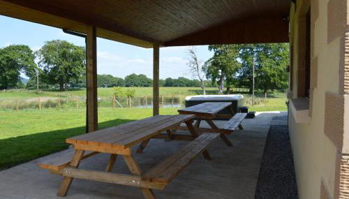 The Farmhouse at Williamscraig Holiday Cottages - Foto 3