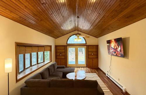 Cozy & Private Retreat Near Atlantic City! - Foto 6