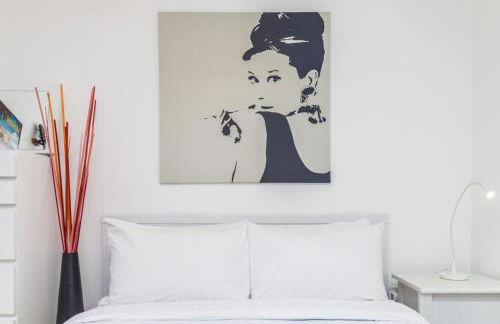 Chic Sun-Filled 1 BDR Apt with Private Terrace - Foto 11