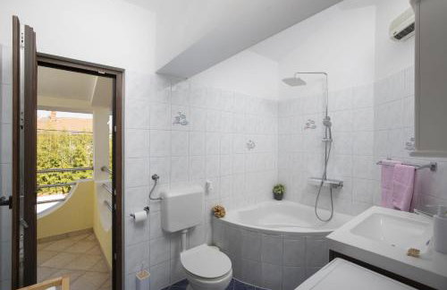 Captain Villa 2 km to the beach - Foto 36