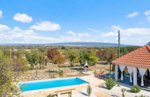 Vila Nira Radonić - Foto 51