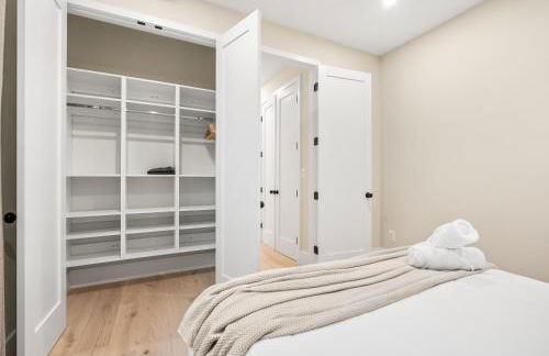 5-Bedroom Home with 2 Kitchens & Rooftop Deck, U Street and Shaw - Foto 18