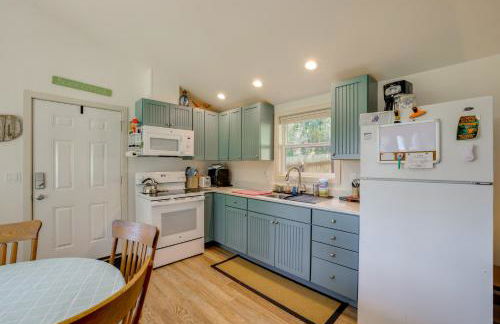 Hike and Relax Fireside Nordland Gem with Deck and Yard - Foto 7