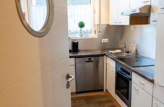 Fewo Art City-Studio Kassel 2, groß, modern, citynah, 3 Schlafzimmer, 2 Bäder, kostenfreie Parkplätze, 2 Süd-Balkons, Herkulesblick - Foto 19