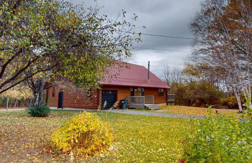 Modern Log Cabin with Vineyard Views - Foto 35