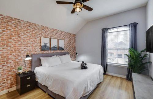 Stylish Spacious Convenient - 6-BD 2 5-BA + Pool - Foto 32