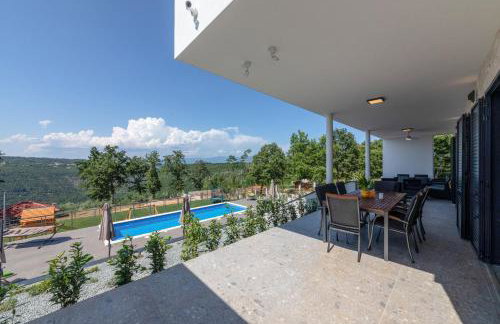 Villa Althea for 8 persons near Labin with 35 m2 heated pool, kids playground & large garden - Foto 12