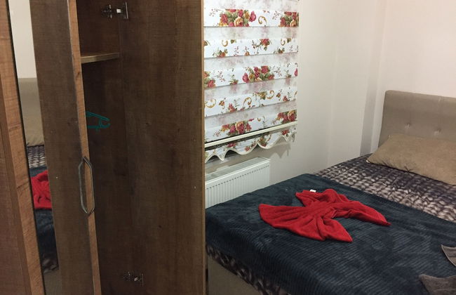 Derin Suit Apart 1 - Photo 3