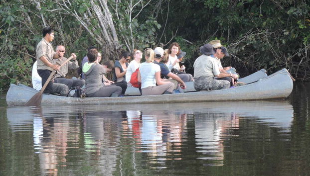 Navegando pelo rio Tambopata