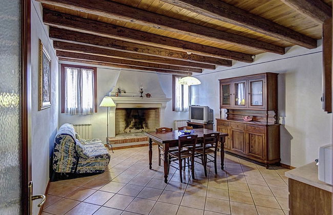 Countryside Bliss With Pool & Tennis - Photo 16