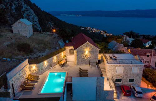 Villa KING with private pool with hydromassage, 4 bedrooms, 3km from sea and town Omiš - Foto 31