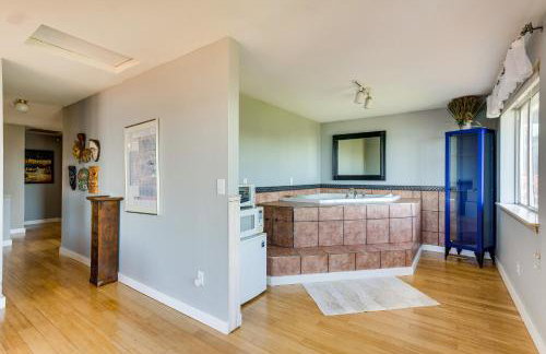 Federal Way Vacation Rental Bay and Mountain Views! - Foto 13