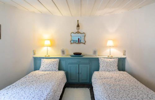 Authentic Cretan Stone Windmill - Foto 13