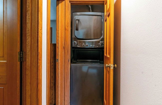 Riverside Condos C102 by Avantstay Condo Close To Downtown, Town Park & Ski Lift #8 - Foto 16