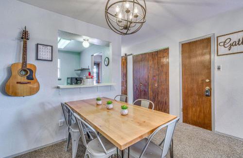 Hike, Golf & Explore: Ruidoso Retreat w/ Deck! - Foto 7