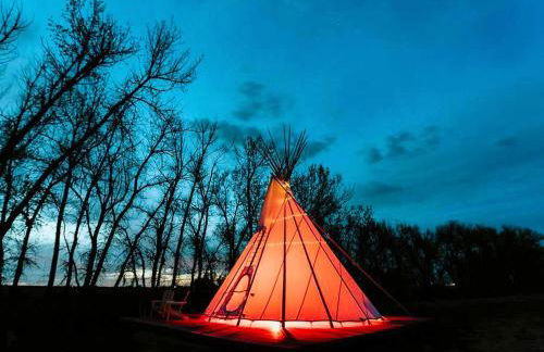 Cozy and Authentic Tipi Rental on Working Horse Ranch near Denver, Colorado - Foto 9