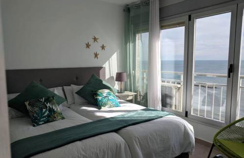 Apartamento con vistas al mar primera linea de playa del Postiguet - Photo 29