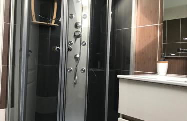 Gite 5 pers avec 2h espace bien-être privatisé inclus dans le prix de la nuit 80m2 de détente - Photo 35